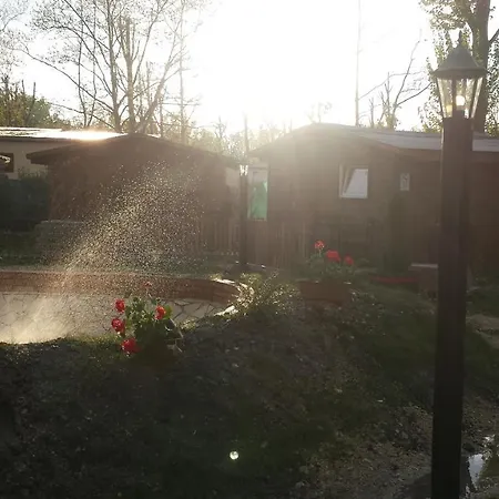 Berg Motel Nomad Tabor * Замарди