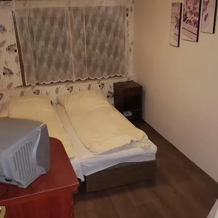 Homestay Berg Motel Nomad Tabor *